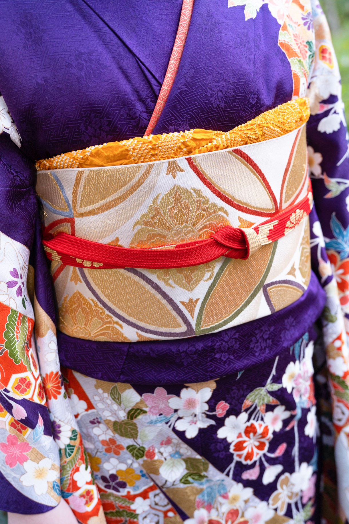 No.81571「束ね熨斗目に草花」7枚目